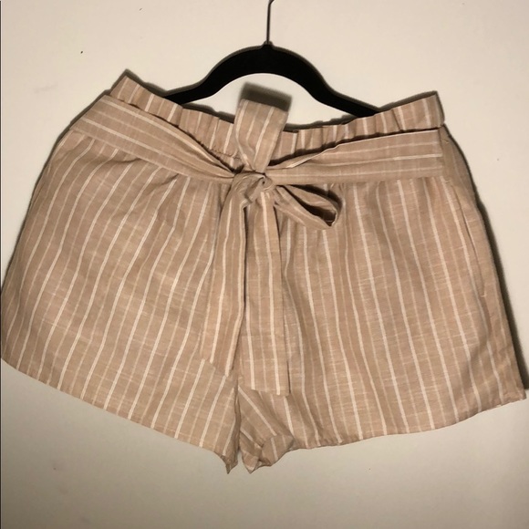 cute elastic waist shorts